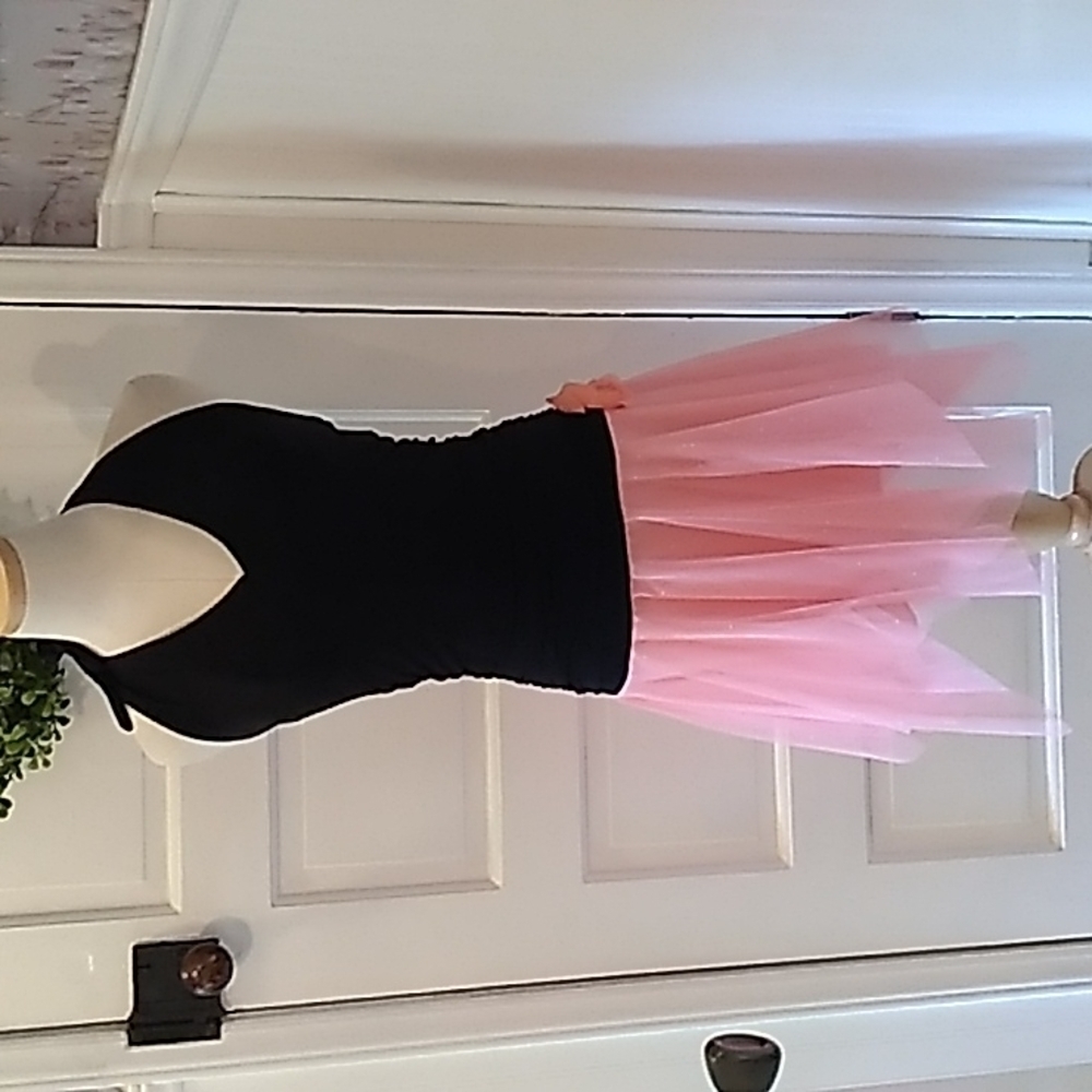 Thea Dora 8 peach black prom formal dance dress made in USA 🇺🇸